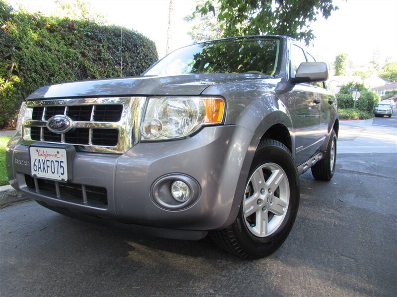 2008 Ford Escape Hybrid   - Photo 12 - Sherman Oaks, CA 91423
