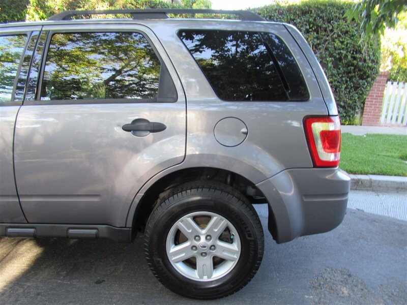 2008 Ford Escape Hybrid   - Photo 36 - Sherman Oaks, CA 91423