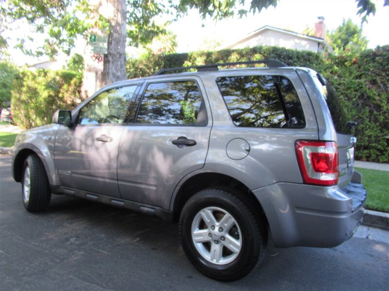 2008 Ford Escape Hybrid   - Photo 3 - Sherman Oaks, CA 91423