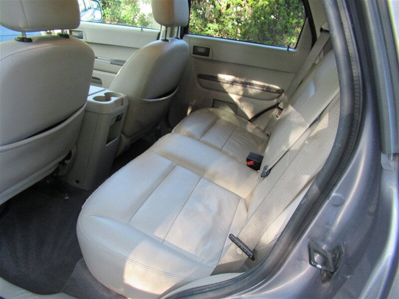 2008 Ford Escape Hybrid   - Photo 25 - Sherman Oaks, CA 91423
