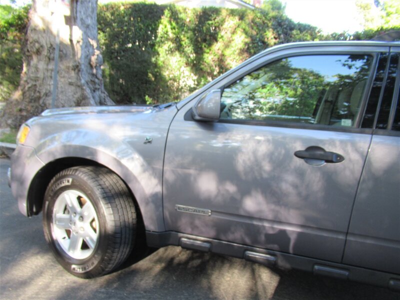 2008 Ford Escape Hybrid   - Photo 35 - Sherman Oaks, CA 91423