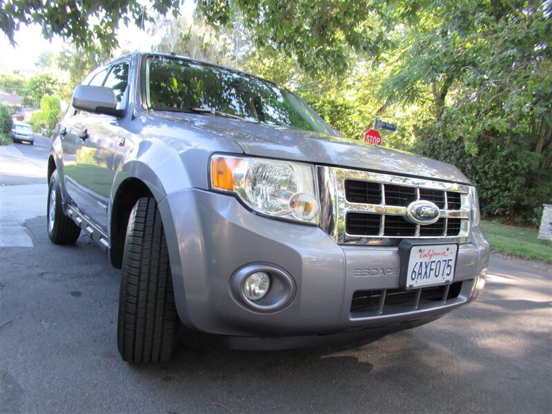 2008 Ford Escape Hybrid   - Photo 13 - Sherman Oaks, CA 91423