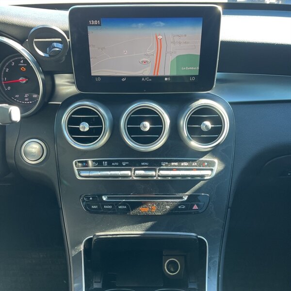 2017 Mercedes-Benz GLC GLC 300 4MATIC   - Photo 25 - Sherman Oaks, CA 91423