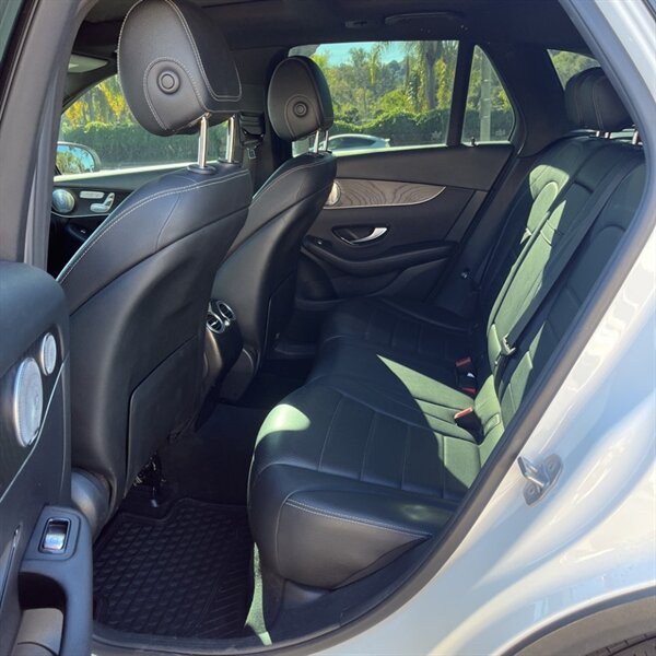 2017 Mercedes-Benz GLC GLC 300 4MATIC   - Photo 18 - Sherman Oaks, CA 91423