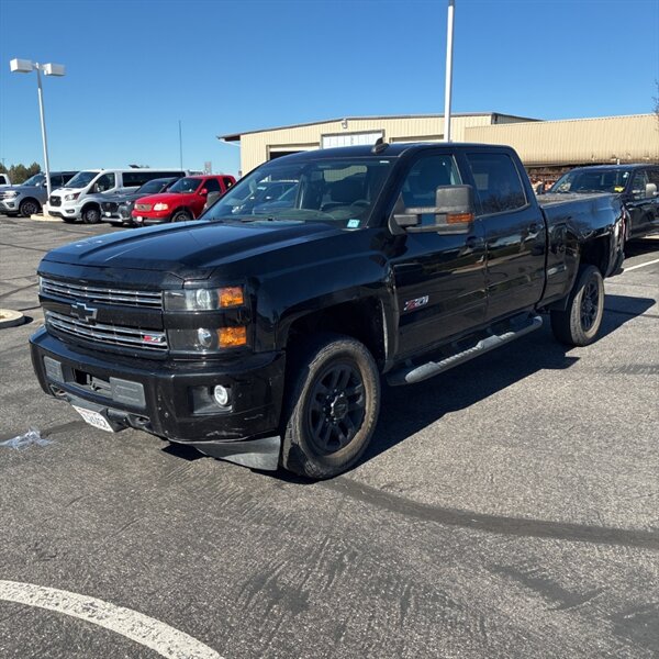 2016 Chevrolet Silverado 2500 LT   - Photo 3 - Sherman Oaks, CA 91423