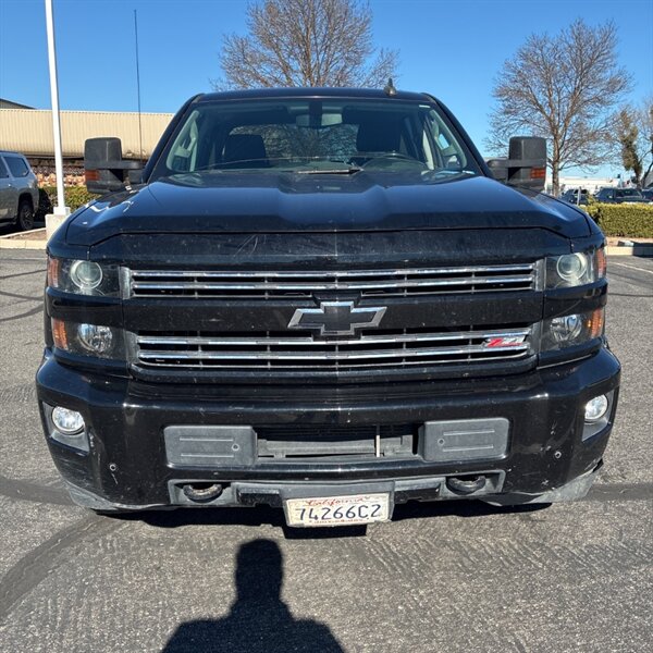 2016 Chevrolet Silverado 2500 LT   - Photo 2 - Sherman Oaks, CA 91423