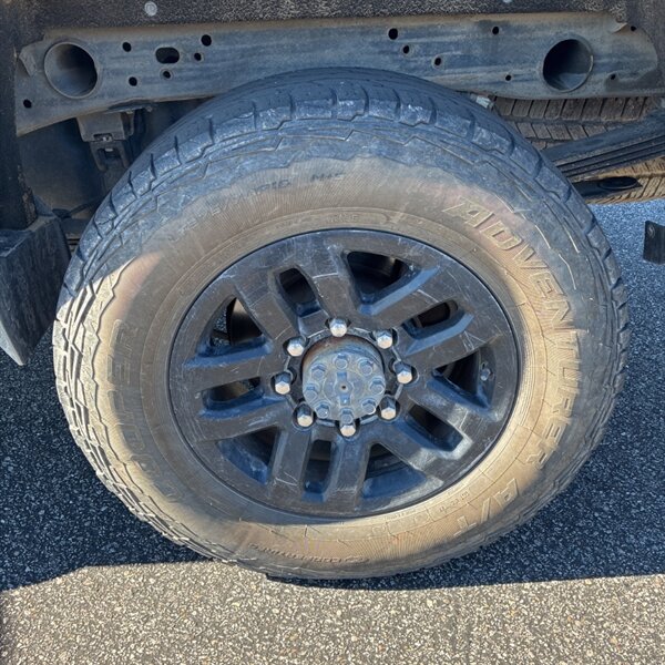 2016 Chevrolet Silverado 2500 LT   - Photo 16 - Sherman Oaks, CA 91423