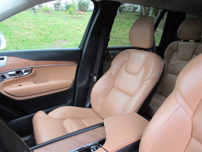 2016 Volvo XC90 T6 Inscription   - Photo 18 - Sherman Oaks, CA 91423