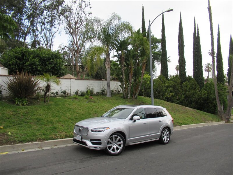 2016 Volvo XC90 T6 Inscription   - Photo 2 - Sherman Oaks, CA 91423