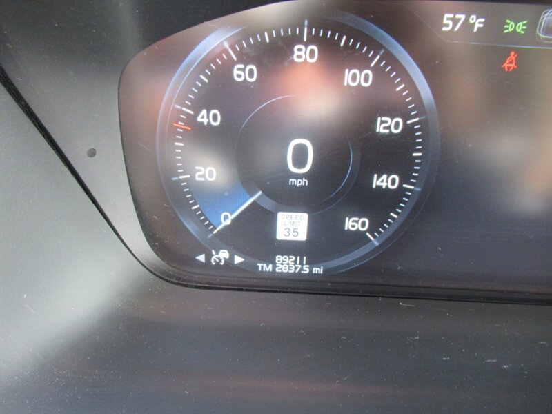 2016 Volvo XC90 T6 Inscription   - Photo 14 - Sherman Oaks, CA 91423