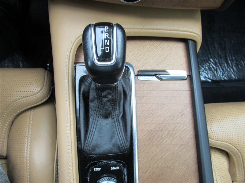 2016 Volvo XC90 T6 Inscription   - Photo 22 - Sherman Oaks, CA 91423