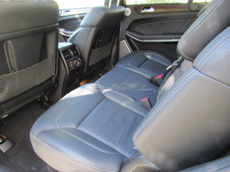 2016 Mercedes-Benz GL 550 4MATIC   - Photo 26 - Sherman Oaks, CA 91423