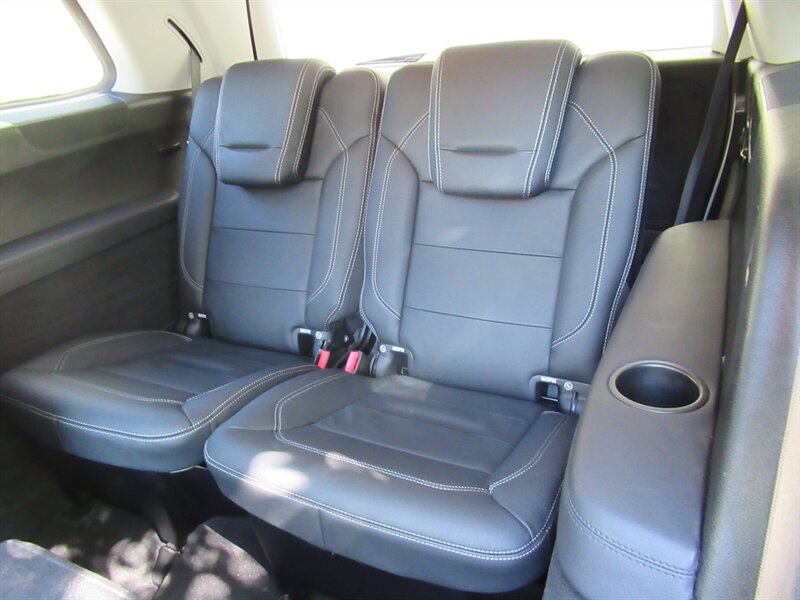 2016 Mercedes-Benz GL 550 4MATIC   - Photo 29 - Sherman Oaks, CA 91423