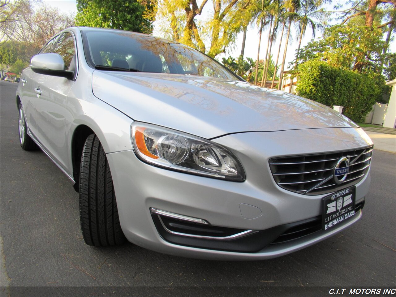 2016 Volvo S60 T5 Drive-E Premier   - Photo 39 - Sherman Oaks, CA 91423