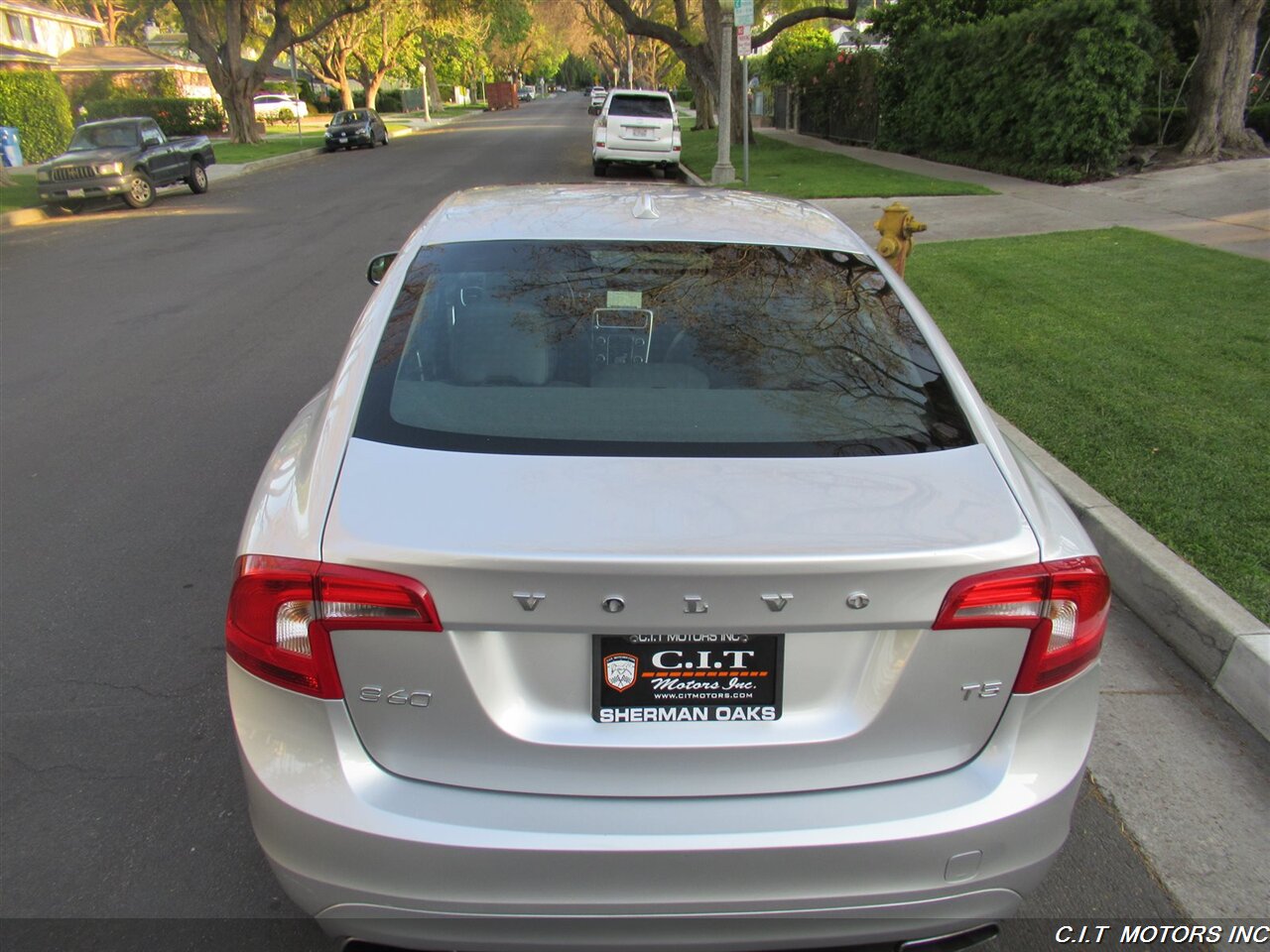 2016 Volvo S60 T5 Drive-E Premier   - Photo 32 - Sherman Oaks, CA 91423