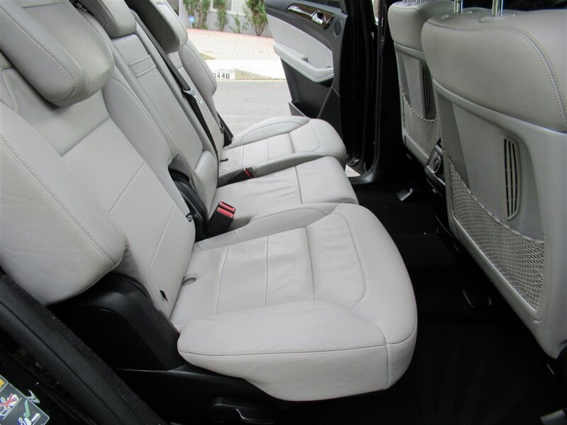 2015 Mercedes-Benz GL 550 4MATIC   - Photo 36 - Sherman Oaks, CA 91423