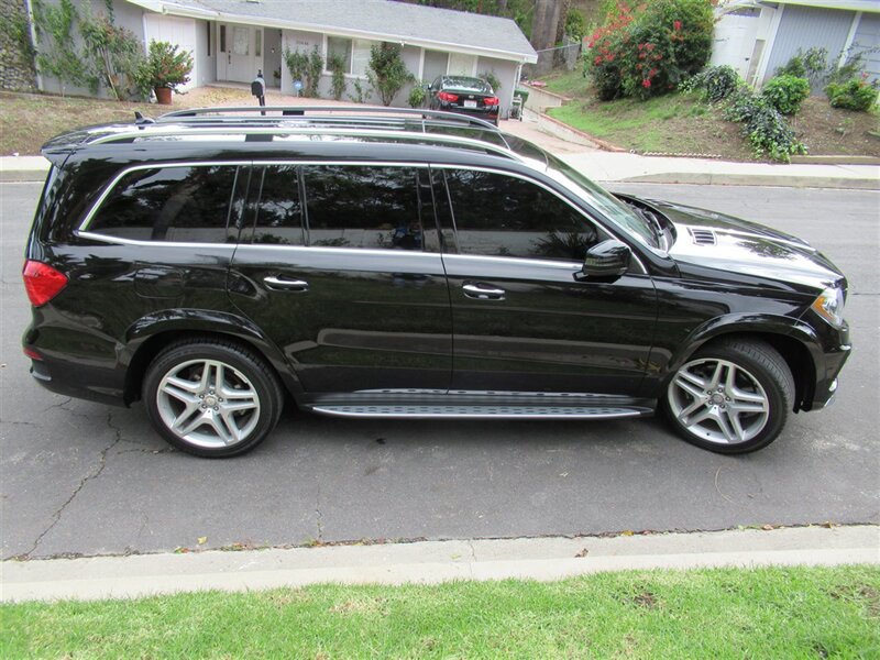 2015 Mercedes-Benz GL 550 4MATIC   - Photo 12 - Sherman Oaks, CA 91423