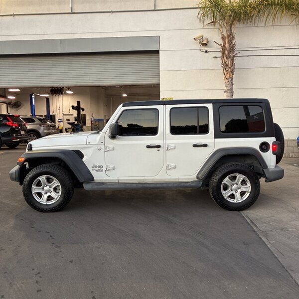 2019 Jeep Wrangler Unlimited Sport   - Photo 3 - Sherman Oaks, CA 91423