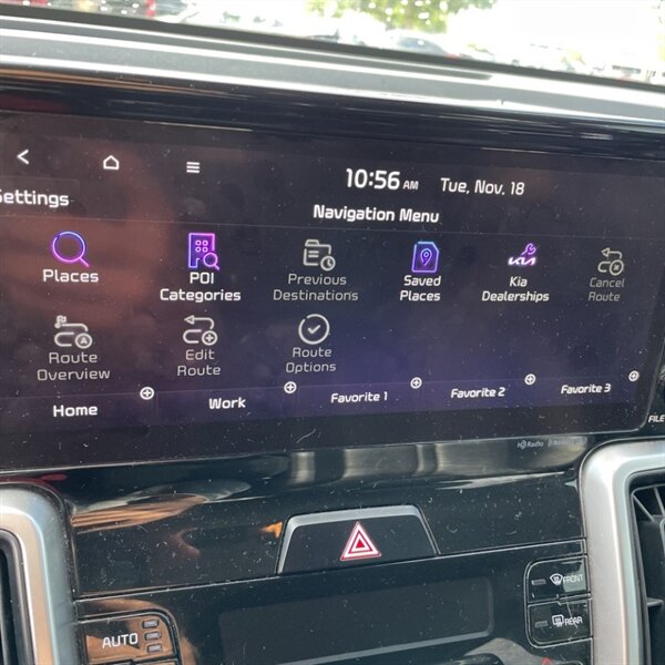 2022 Kia Sorento S   - Photo 21 - Sherman Oaks, CA 91423