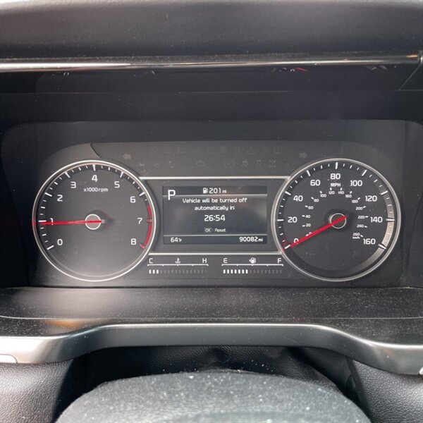 2022 Kia Sorento S   - Photo 19 - Sherman Oaks, CA 91423