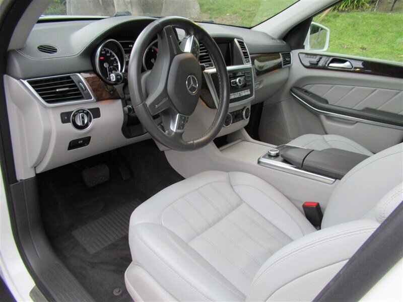 2014 Mercedes-Benz GL 450 4MATIC   - Photo 16 - Sherman Oaks, CA 91423