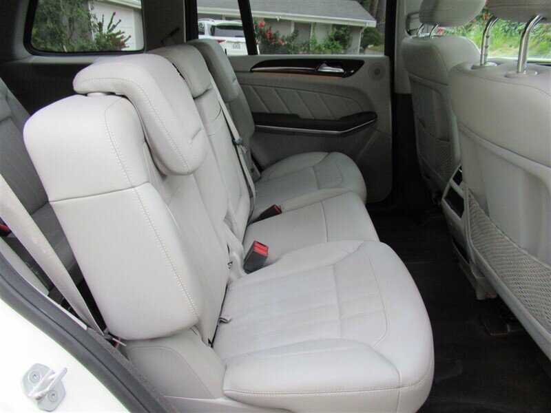 2014 Mercedes-Benz GL 450 4MATIC   - Photo 31 - Sherman Oaks, CA 91423