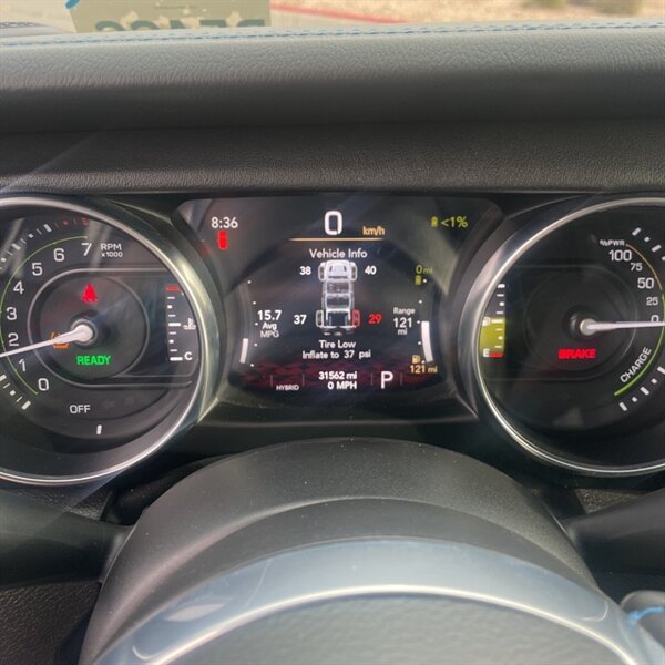 2023 Jeep Wrangler Rubicon 4xe   - Photo 18 - Sherman Oaks, CA 91423