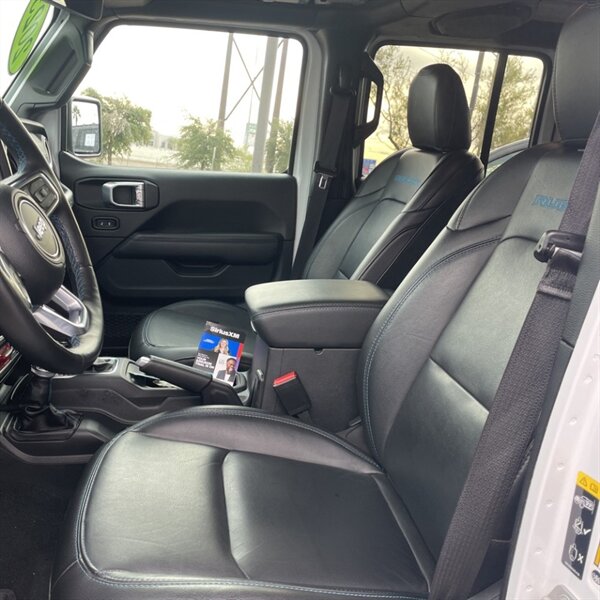 2023 Jeep Wrangler Rubicon 4xe   - Photo 15 - Sherman Oaks, CA 91423