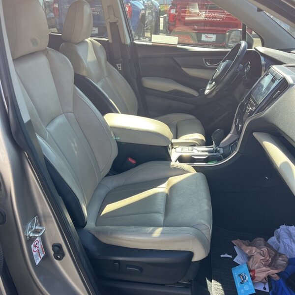 2019 Subaru Ascent Limited 8-Passenger   - Photo 12 - Sherman Oaks, CA 91423