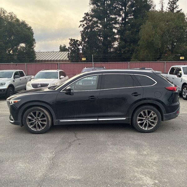 2018 Mazda CX-9 Signature   - Photo 4 - Sherman Oaks, CA 91423
