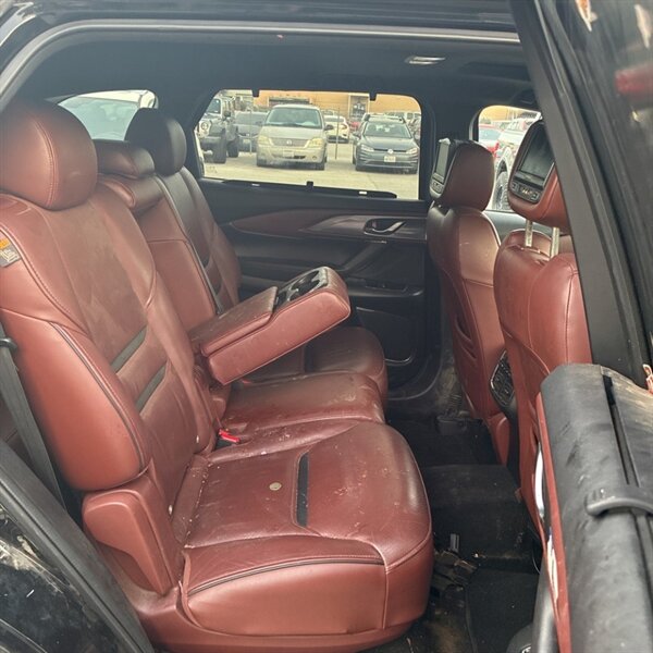 2018 Mazda CX-9 Signature   - Photo 19 - Sherman Oaks, CA 91423