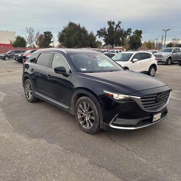 2018 Mazda CX-9 Signature   - Photo 2 - Sherman Oaks, CA 91423