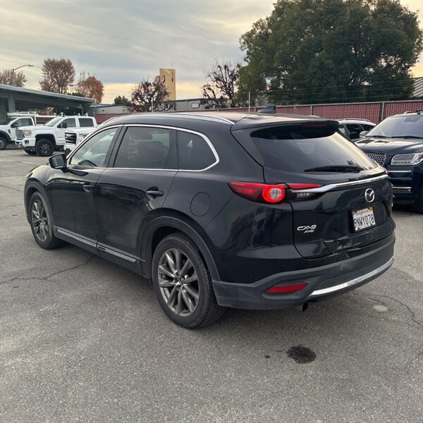 2018 Mazda CX-9 Signature   - Photo 10 - Sherman Oaks, CA 91423