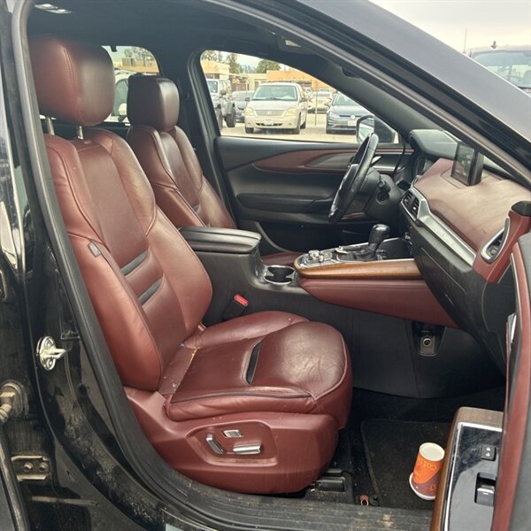 2018 Mazda CX-9 Signature   - Photo 16 - Sherman Oaks, CA 91423
