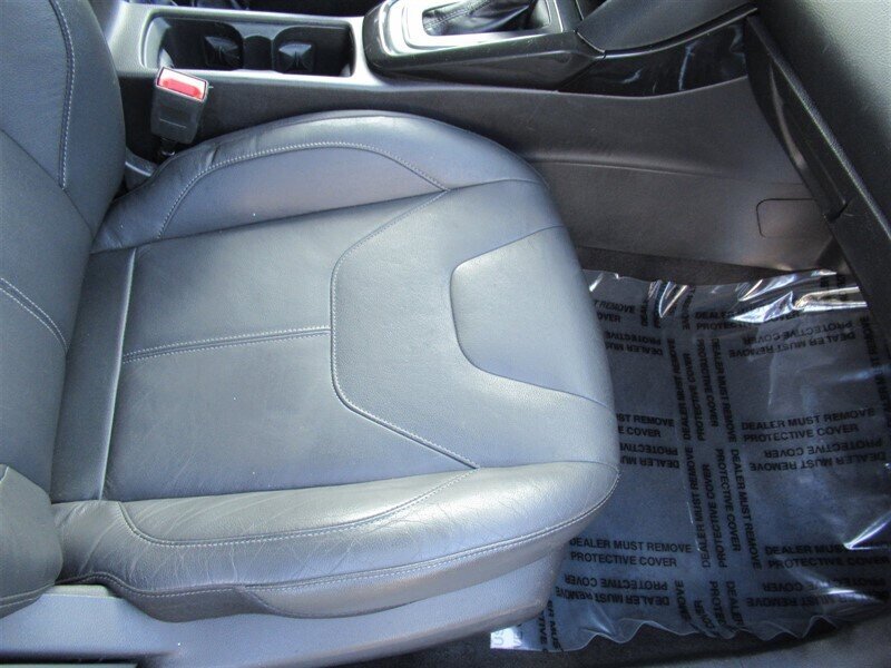 2015 Ford Focus Titanium   - Photo 29 - Sherman Oaks, CA 91423