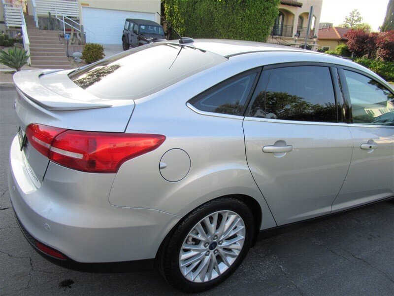 2015 Ford Focus Titanium   - Photo 31 - Sherman Oaks, CA 91423