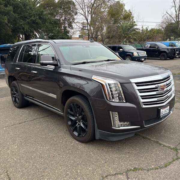 2016 Cadillac Escalade Platinum   - Photo 1 - Sherman Oaks, CA 91423