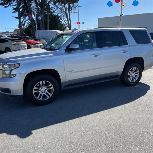 2017 Chevrolet Tahoe LT   - Photo 3 - Sherman Oaks, CA 91423