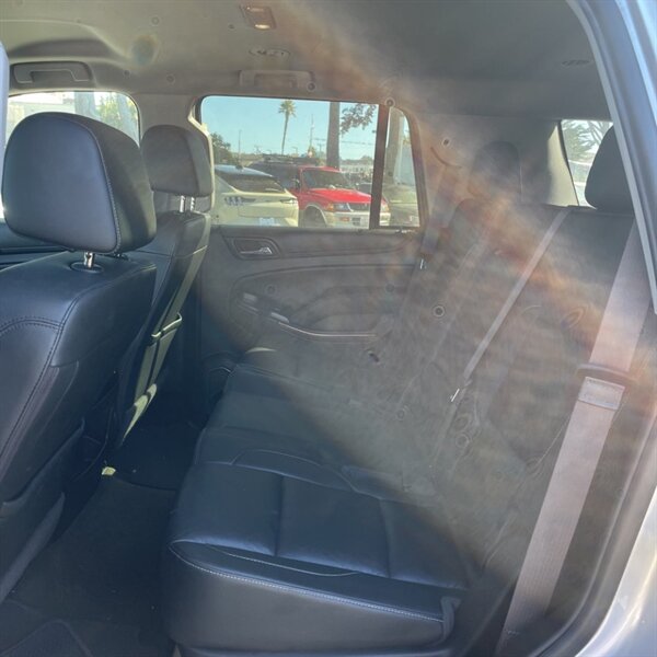2017 Chevrolet Tahoe LT   - Photo 16 - Sherman Oaks, CA 91423