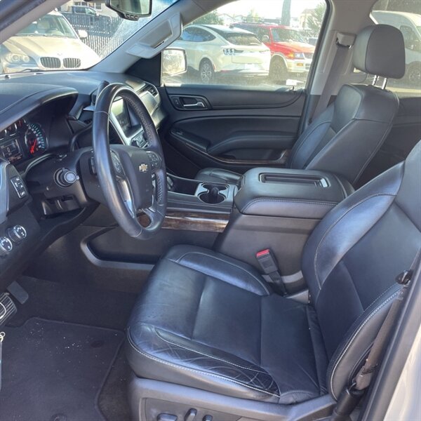 2017 Chevrolet Tahoe LT   - Photo 14 - Sherman Oaks, CA 91423