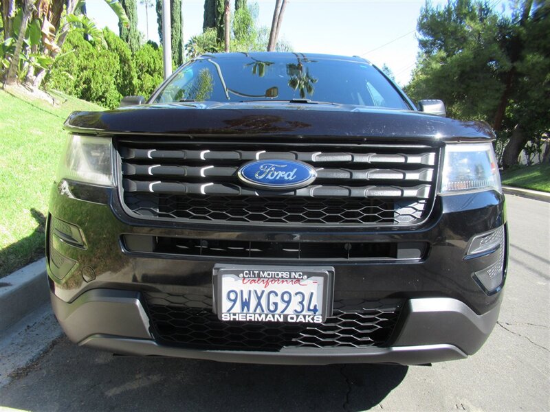 2017 Ford Explorer Police Interceptor Utility   - Photo 38 - Sherman Oaks, CA 91423
