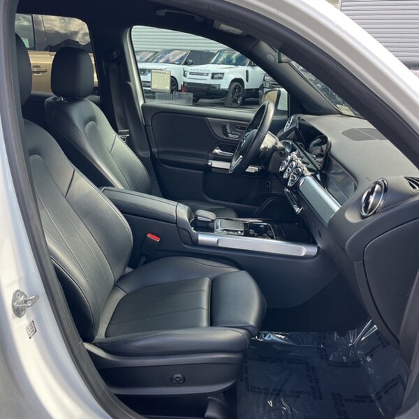 2021 Mercedes-Benz GLB GLB 250   - Photo 20 - Sherman Oaks, CA 91423