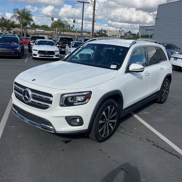 2021 Mercedes-Benz GLB GLB 250   - Photo 1 - Sherman Oaks, CA 91423