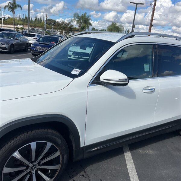 2021 Mercedes-Benz GLB GLB 250   - Photo 6 - Sherman Oaks, CA 91423