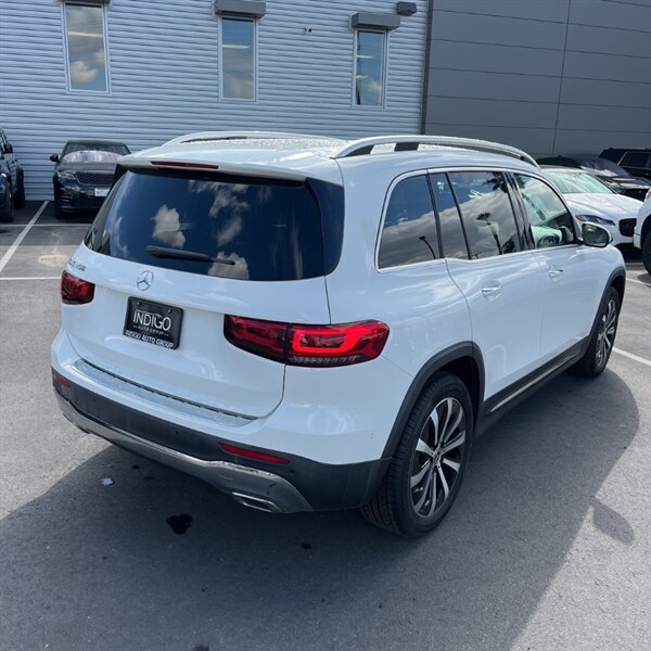 2021 Mercedes-Benz GLB GLB 250   - Photo 10 - Sherman Oaks, CA 91423