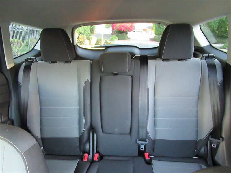 2016 Ford Escape SE   - Photo 16 - Sherman Oaks, CA 91423