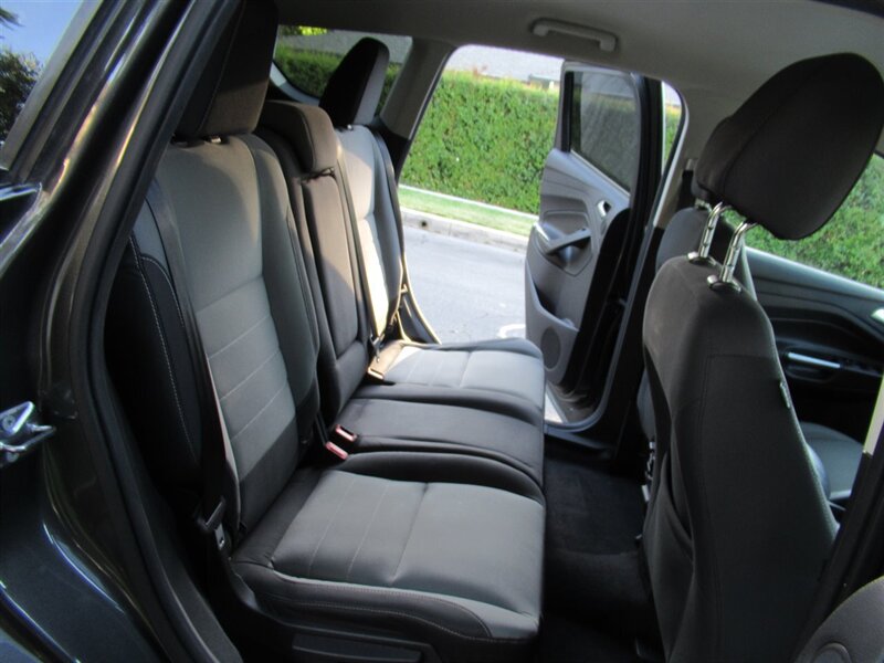 2016 Ford Escape SE   - Photo 26 - Sherman Oaks, CA 91423