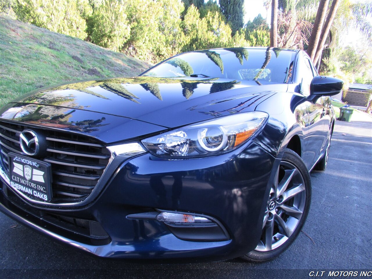 2018 Mazda Mazda3 Touring   - Photo 43 - Sherman Oaks, CA 91423