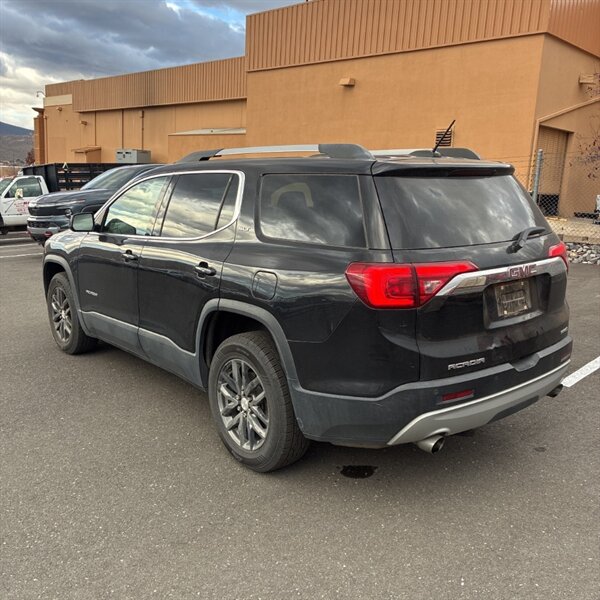 2019 GMC Acadia SLT-1   - Photo 3 - Sherman Oaks, CA 91423