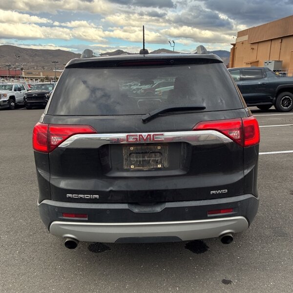 2019 GMC Acadia SLT-1   - Photo 5 - Sherman Oaks, CA 91423